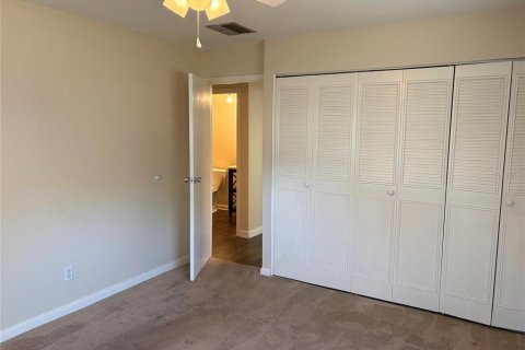 Condominio en alquiler en Sun City Center, Florida, 2 dormitorios, 91.42 m2 № 2099245 - foto 15