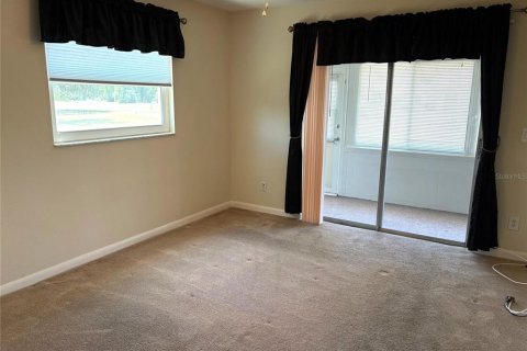 Condominio en alquiler en Sun City Center, Florida, 2 dormitorios, 91.42 m2 № 2099245 - foto 12