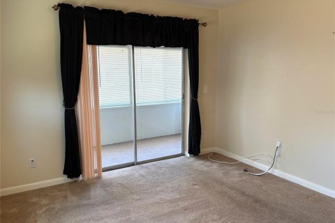 Condominio en alquiler en Sun City Center, Florida, 2 dormitorios, 91.42 m2 № 2099245 - foto 13