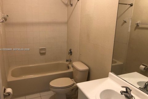 Condominio en alquiler en Homestead, Florida, 3 dormitorios, 109.81 m2 № 1997463 - foto 10