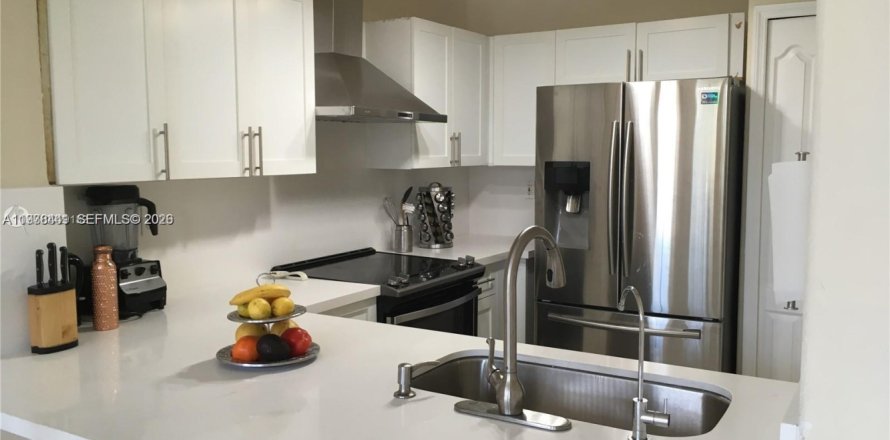 Condominio en Homestead, Florida, 3 dormitorios  № 1997463