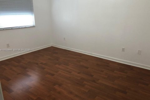 Condominio en alquiler en Homestead, Florida, 3 dormitorios, 109.81 m2 № 1997463 - foto 11