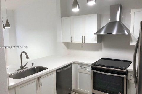 Condominio en alquiler en Homestead, Florida, 3 dormitorios, 109.81 m2 № 1997463 - foto 3