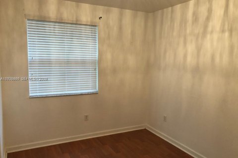 Condominio en alquiler en Homestead, Florida, 3 dormitorios, 109.81 m2 № 1997463 - foto 7