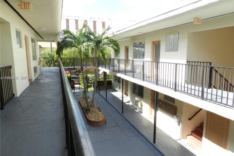Copropriété à vendre à Miami Beach, Floride: 1 chambre, 63.08 m2 № 1977471 - photo 19