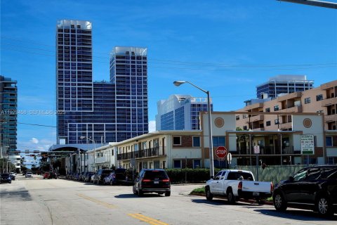 Copropriété à vendre à Miami Beach, Floride: 1 chambre, 63.08 m2 № 1977471 - photo 26