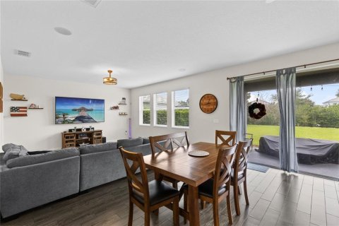 Villa ou maison à vendre à Orlando, Floride: 4 chambres, 249.26 m2 № 2237966 - photo 8