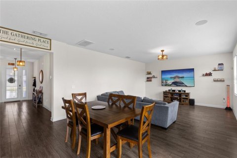 Villa ou maison à vendre à Orlando, Floride: 4 chambres, 249.26 m2 № 2237966 - photo 5