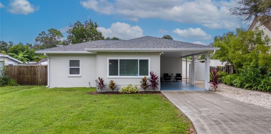 Villa ou maison à Sarasota, Floride 2 chambres, 81.75 m2 № 2410635