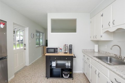 Villa ou maison à vendre à Sarasota, Floride: 2 chambres, 81.75 m2 № 2410635 - photo 14