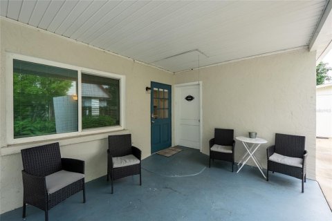 Villa ou maison à vendre à Sarasota, Floride: 2 chambres, 81.75 m2 № 2410635 - photo 23