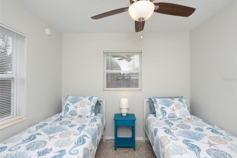 Villa ou maison à vendre à Sarasota, Floride: 2 chambres, 81.75 m2 № 2410635 - photo 22