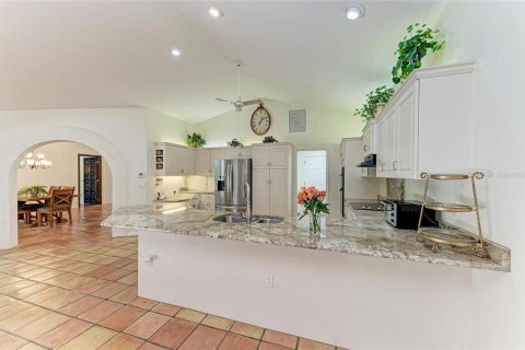 Casa en venta en Sarasota, Florida, 3 dormitorios, 235.69 m2 № 1793941 - foto 19