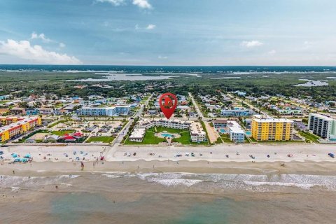 Condo in New Smyrna Beach, Florida, 1 bedroom  № 2294896 - photo 25