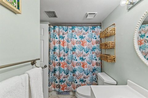 Condo in New Smyrna Beach, Florida, 1 bedroom  № 2294896 - photo 23
