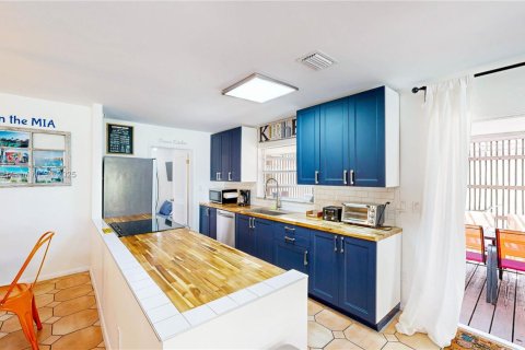 Купить виллу или дом в Майами, Флорида 4 спальни, 143.26м2, № 1845593 - фото 18