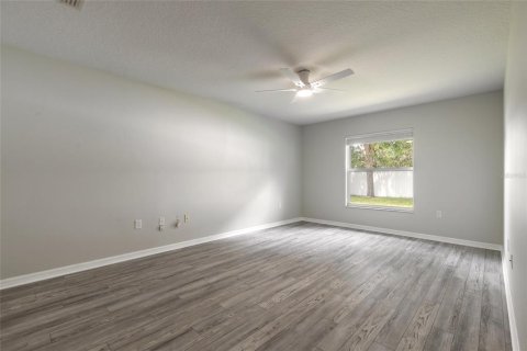 Villa ou maison à vendre à Palm Coast, Floride: 5 chambres, 222.13 m2 № 2277202 - photo 15