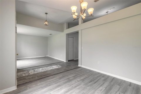 Villa ou maison à vendre à Palm Coast, Floride: 5 chambres, 222.13 m2 № 2277202 - photo 6