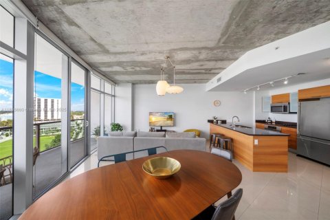 Купить кондоминиум в Майами, Флорида 2 спальни, 109.72м2, № 1947382 - фото 8