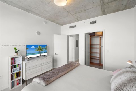 Купить кондоминиум в Майами, Флорида 2 спальни, 109.72м2, № 1947382 - фото 15
