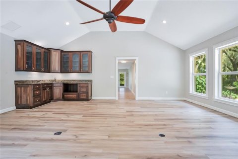 Casa en venta en Altoona, Florida, 3 dormitorios, 191.29 m2 № 2267060 - foto 10