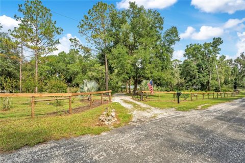 Casa en venta en Altoona, Florida, 3 dormitorios, 191.29 m2 № 2267060 - foto 3