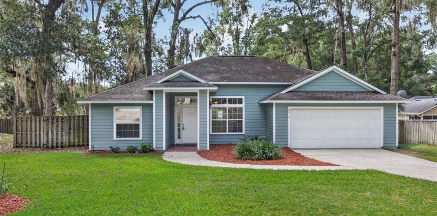 Villa ou maison à Gainesville, Floride 4 chambres, 136.85 m2 № 2423759