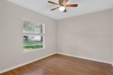 Villa ou maison à vendre à Gainesville, Floride: 4 chambres, 136.85 m2 № 2423759 - photo 9