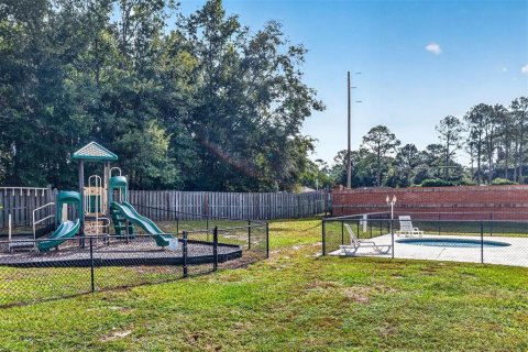 Villa ou maison à vendre à Gainesville, Floride: 4 chambres, 136.85 m2 № 2423759 - photo 25
