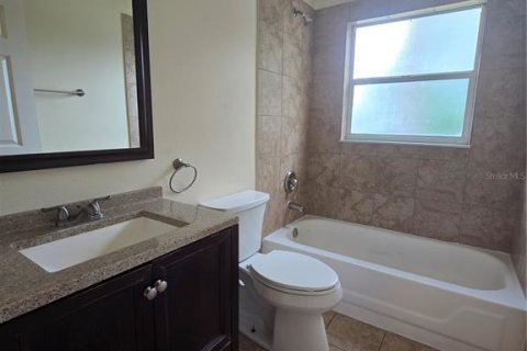 Townhouse in Kissimmee, Florida 3 bedrooms, 109.35 sq.m. № 2101717 - photo 17