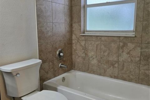 Townhouse in Kissimmee, Florida 3 bedrooms, 109.35 sq.m. № 2101717 - photo 10