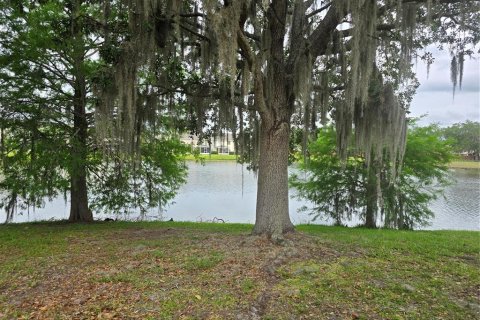 Townhouse in Kissimmee, Florida 3 bedrooms, 109.35 sq.m. № 2101717 - photo 21
