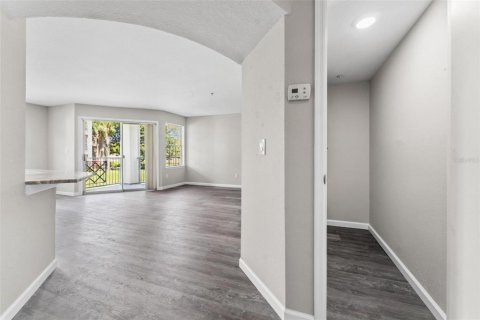 Condo in Orlando, Florida, 1 bedroom  № 1651123 - photo 3