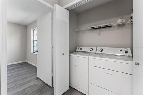 Condo in Orlando, Florida, 1 bedroom  № 1651123 - photo 16