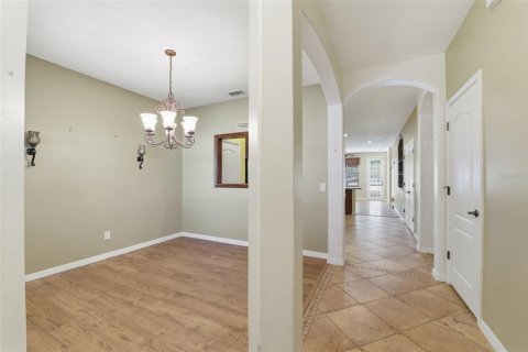 Dúplex en venta en Brooksville, Florida, 3 dormitorios, 139.35 m2 № 2092214 - foto 5