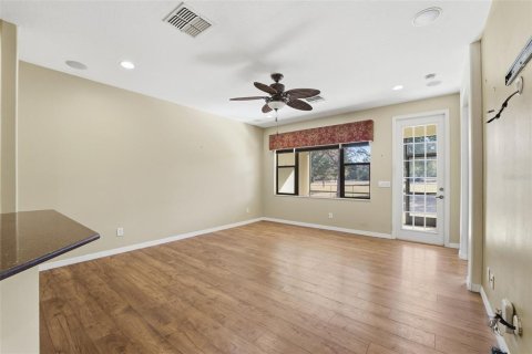 Dúplex en venta en Brooksville, Florida, 3 dormitorios, 139.35 m2 № 2092214 - foto 11