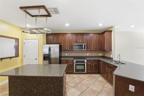Dúplex en venta en Brooksville, Florida, 3 dormitorios, 139.35 m2 № 2092214 - foto 10