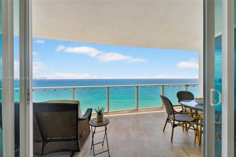 Copropriété à vendre à Hollywood, Floride: 4 chambres, 301 m2 № 2063224 - photo 5
