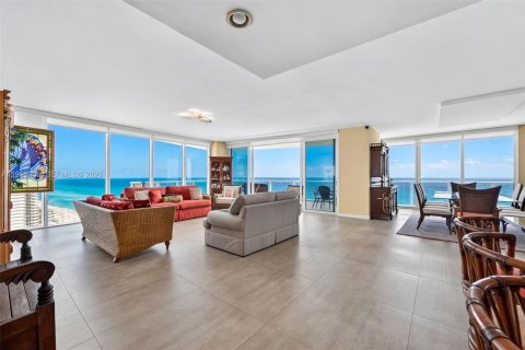 Copropriété à vendre à Hollywood, Floride: 4 chambres, 301 m2 № 2063224 - photo 6