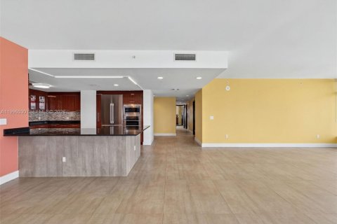 Copropriété à vendre à Hollywood, Floride: 4 chambres, 301 m2 № 2063224 - photo 18