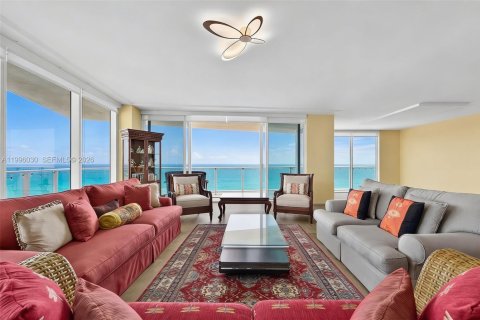 Copropriété à vendre à Hollywood, Floride: 4 chambres, 301 m2 № 2063224 - photo 10