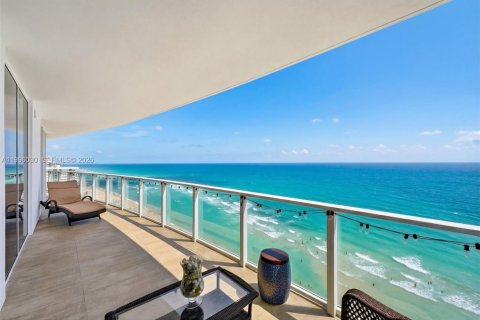 Copropriété à vendre à Hollywood, Floride: 4 chambres, 301 m2 № 2063224 - photo 14