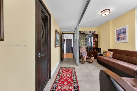 Copropriété à vendre à Hollywood, Floride: 4 chambres, 301 m2 № 2063224 - photo 30