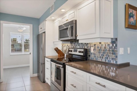 Condominio en alquiler en Longboat Key, Florida, 3 dormitorios, 131.09 m2 № 1649467 - foto 15