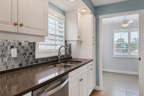 Condominio en alquiler en Longboat Key, Florida, 3 dormitorios, 131.09 m2 № 1649467 - foto 16