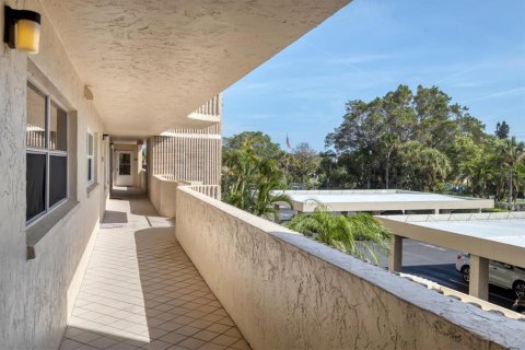 Condominio en alquiler en Longboat Key, Florida, 3 dormitorios, 131.09 m2 № 1649467 - foto 3