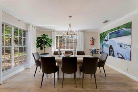 Villa ou maison à vendre à Palmetto Bay, Floride: 5 chambres, 288.18 m2 № 2033661 - photo 9