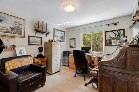 Villa ou maison à vendre à Palmetto Bay, Floride: 5 chambres, 288.18 m2 № 2033661 - photo 29