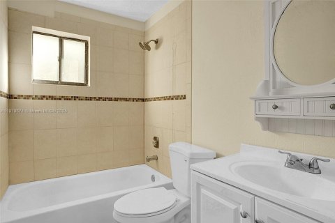 Copropriété à louer à Miami, Floride: 2 chambres, 89.65 m2 № 1974774 - photo 12