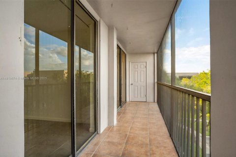 Copropriété à louer à Miami, Floride: 2 chambres, 89.65 m2 № 1974774 - photo 19